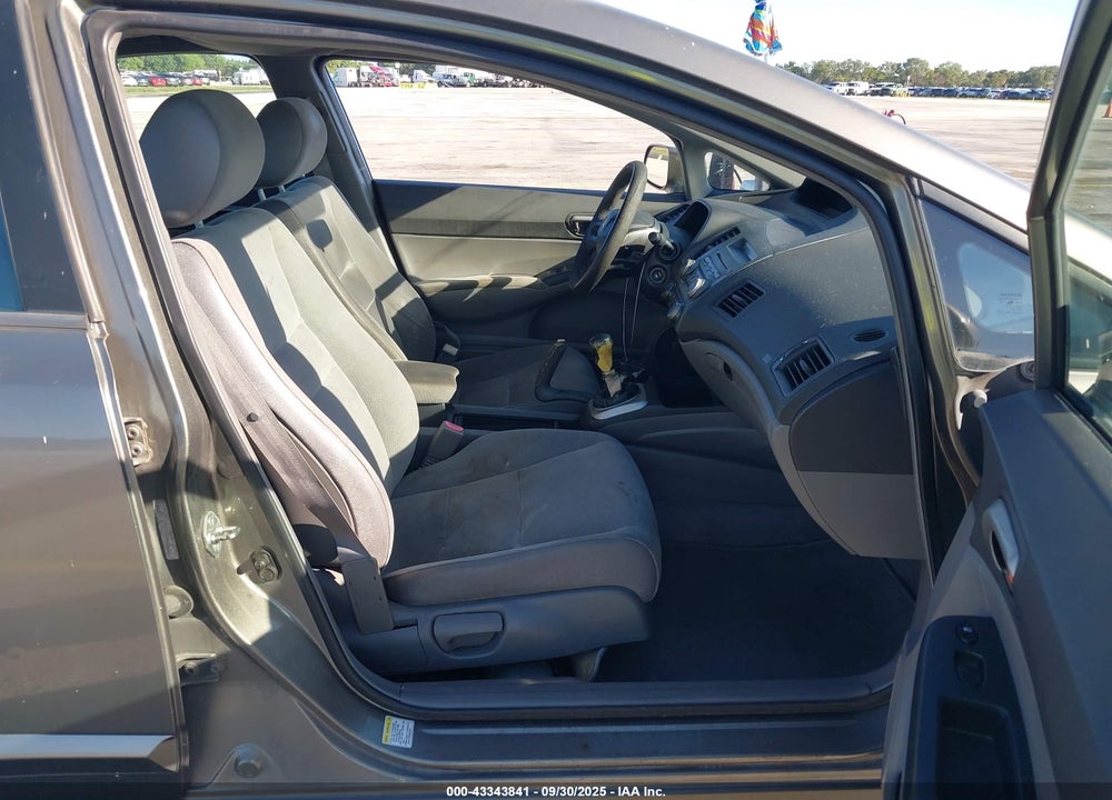 2007 HONDA CIVIC LX VIN: 1HGFA15597L131004