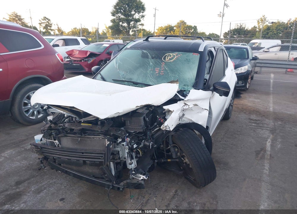 2018 NISSAN KICKS VIN: 3N1CP5CU1JL529551