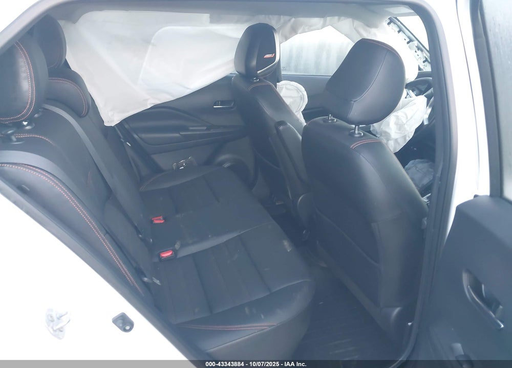 2018 NISSAN KICKS VIN: 3N1CP5CU1JL529551