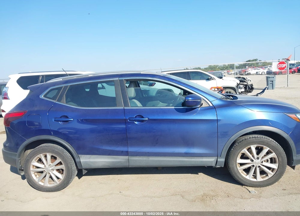 2017 NISSAN ROGUE SPORT VIN: JN1BJ1CP4HW002074