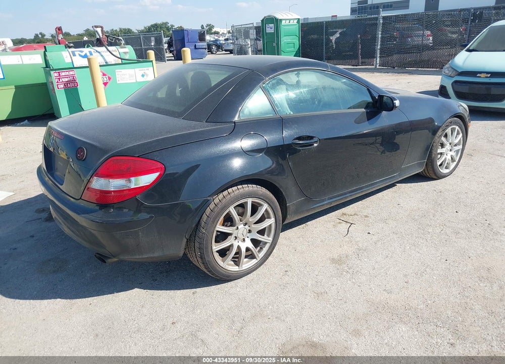 2005 MERCEDES-BENZ SLK 350 VIN: WDBWK56F35F061634