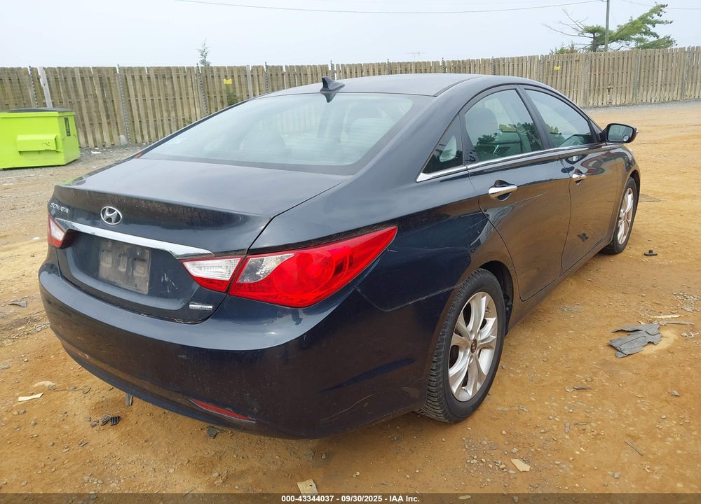 2011 HYUNDAI SONATA VIN: 5NPEC4AC0BH256755