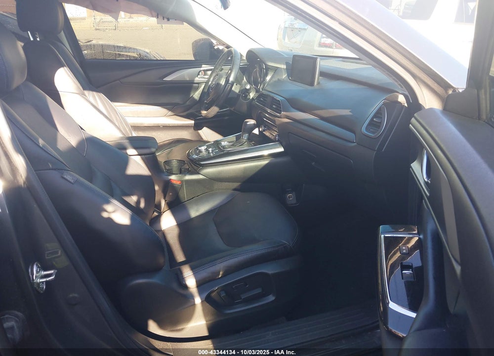 2019 MAZDA CX-9 VIN: JM3TCBCYXK0326948