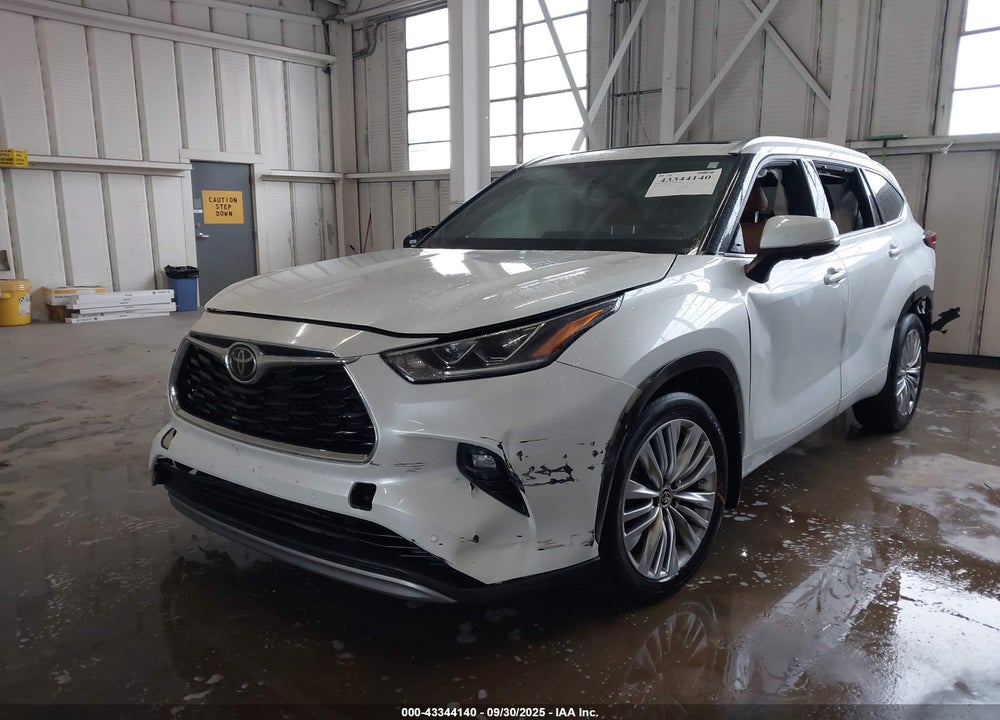 2023 TOYOTA HIGHLANDER PLATINUM VIN: 5TDKDRBH3PS006869