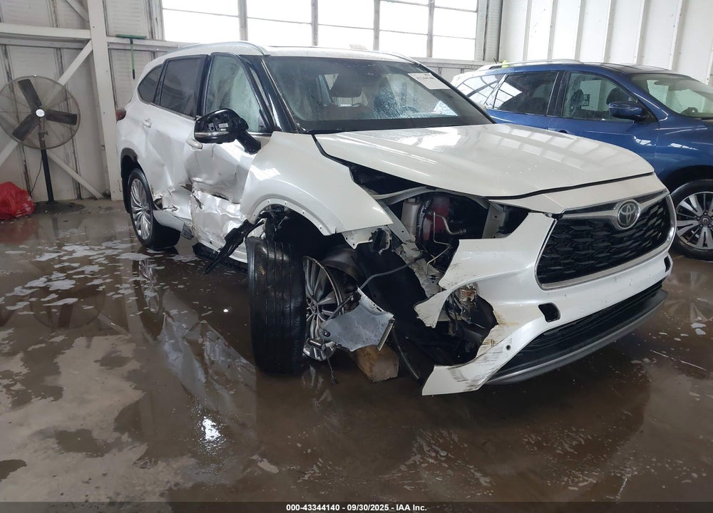2023 TOYOTA HIGHLANDER PLATINUM VIN: 5TDKDRBH3PS006869