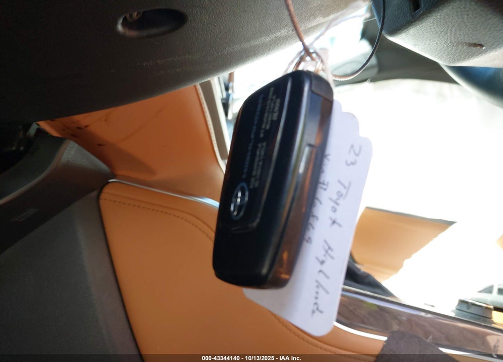 2023 TOYOTA HIGHLANDER PLATINUM VIN: 5TDKDRBH3PS006869