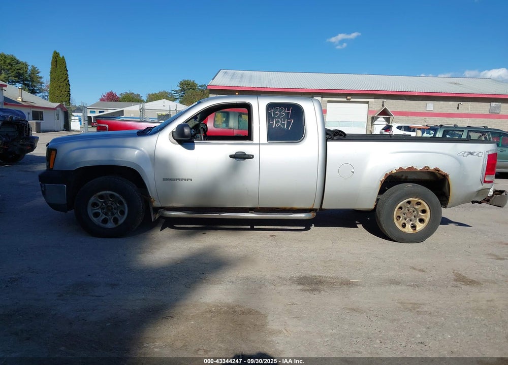 2011 GMC SIERRA 1500 VIN: 1GTR2TE35BZ213708