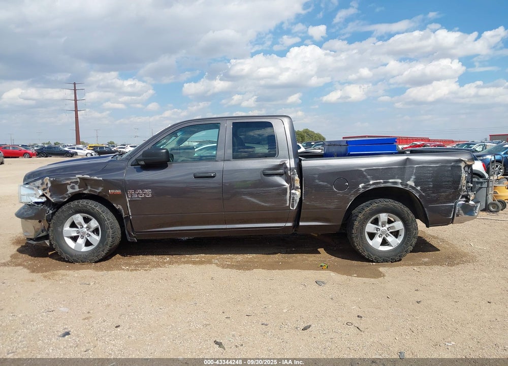 2019 RAM 1500 CLASSIC TRADESMAN 4X2 6'4 BOX VIN: 1C6RR6FT5KS741972
