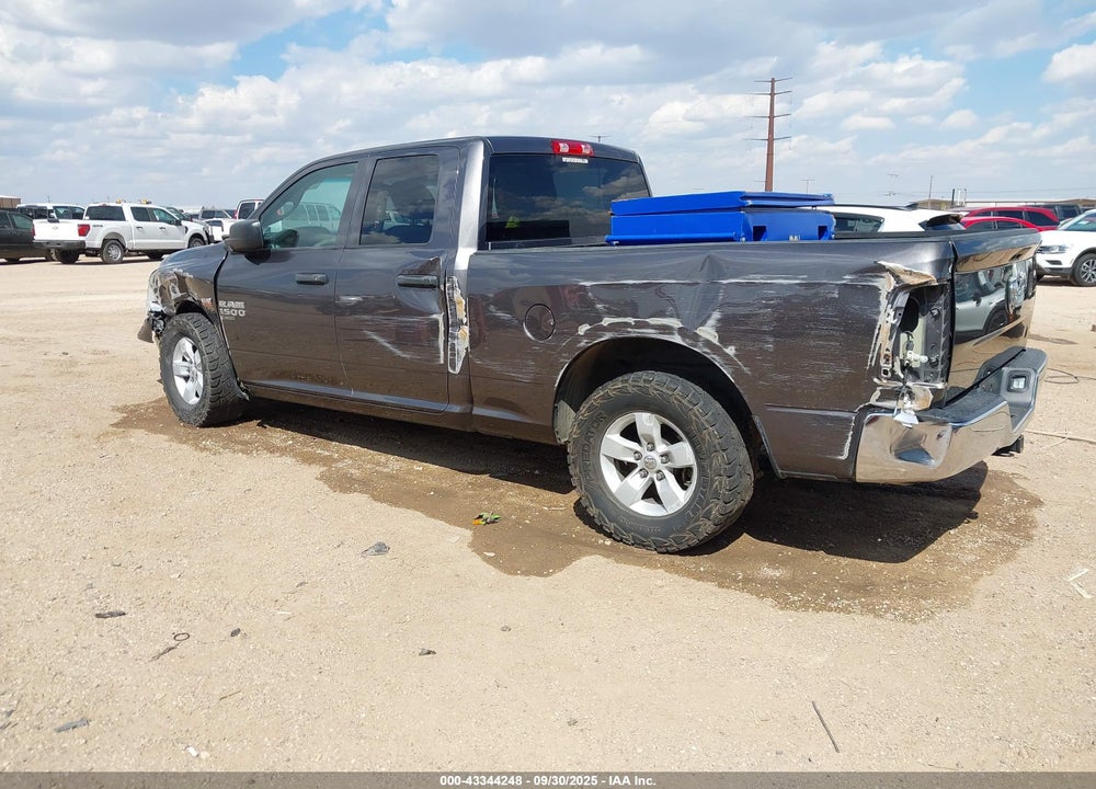 2019 RAM 1500 CLASSIC TRADESMAN 4X2 6'4 BOX VIN: 1C6RR6FT5KS741972