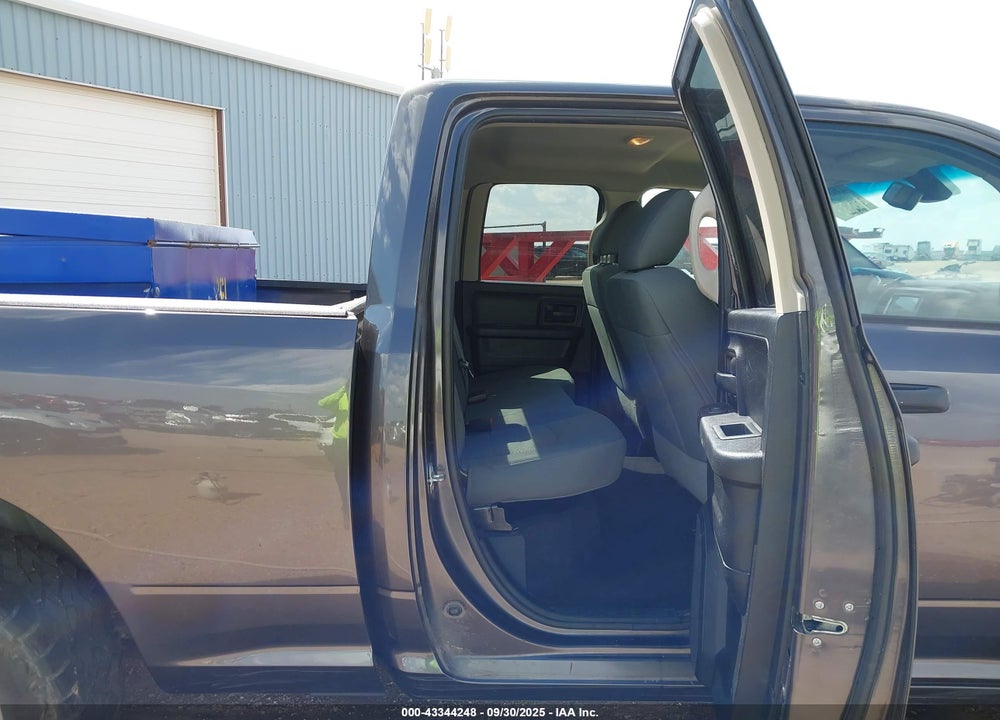 2019 RAM 1500 CLASSIC TRADESMAN 4X2 6'4 BOX VIN: 1C6RR6FT5KS741972