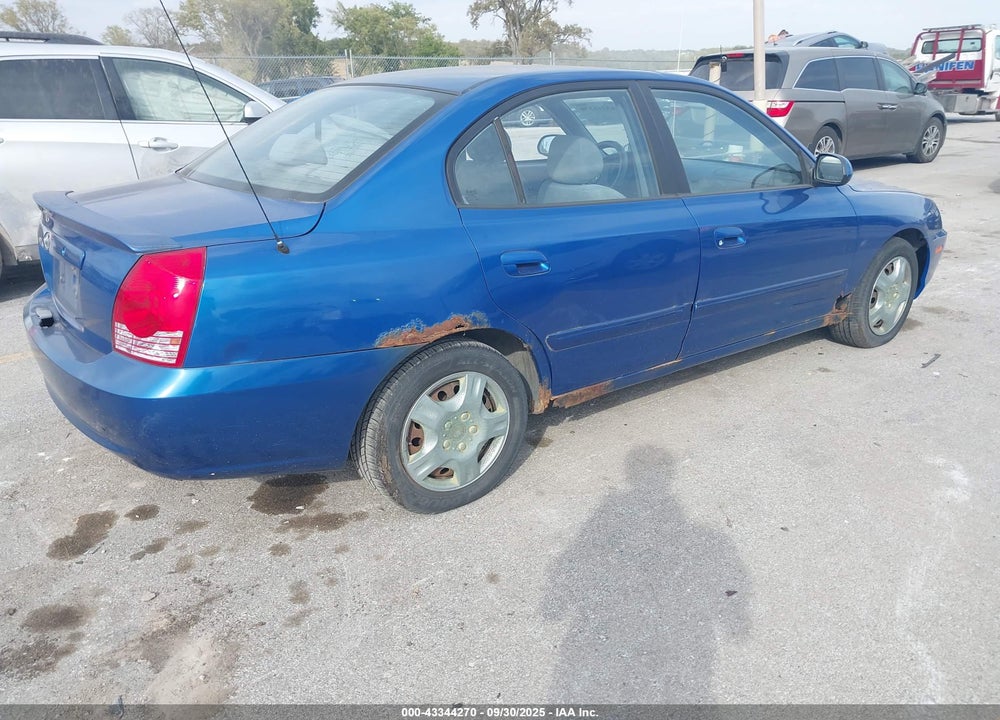 2005 HYUNDAI ELANTRA GLS/GT VIN: KMHDN46DX5U030929