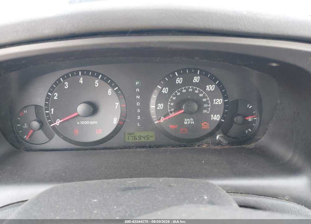 2005 HYUNDAI ELANTRA GLS/GT VIN: KMHDN46DX5U030929