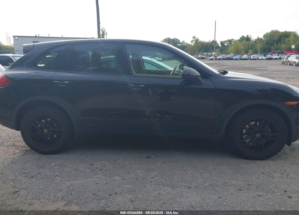 2011 PORSCHE CAYENNE VIN: WP1AB2A2XBLA45750