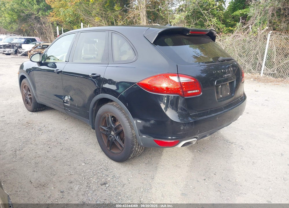 2011 PORSCHE CAYENNE VIN: WP1AB2A2XBLA45750