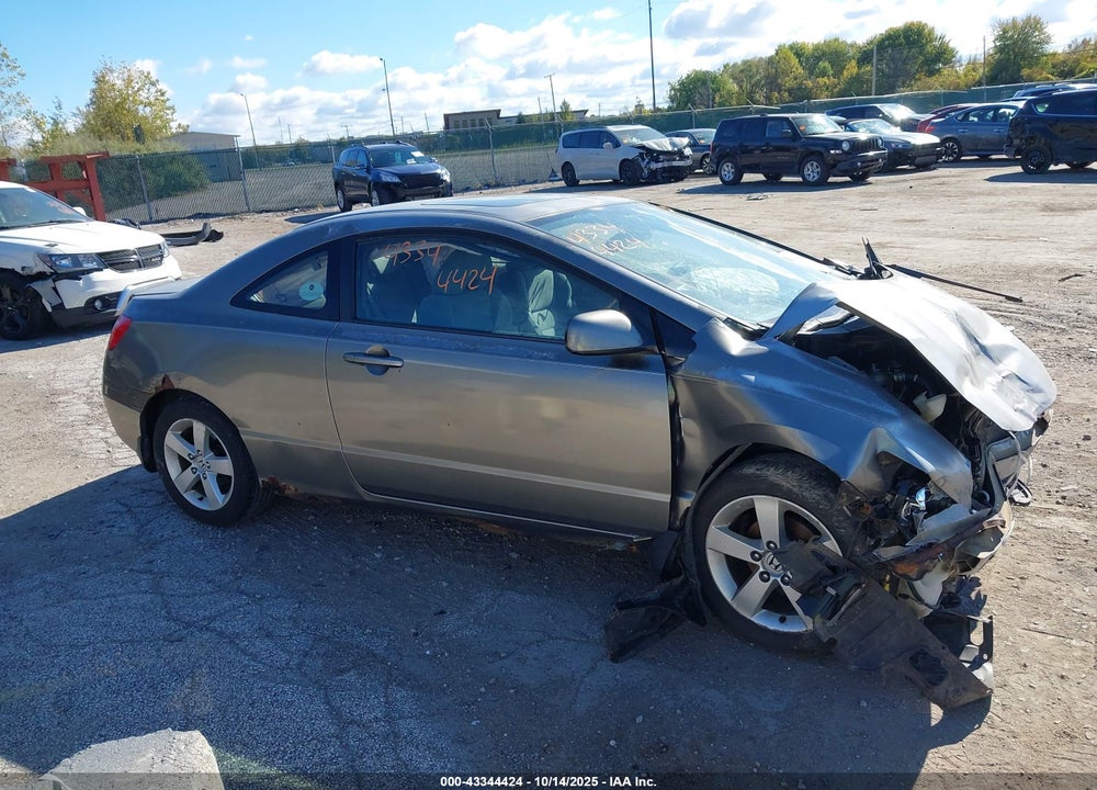 2008 HONDA CIVIC VIN: 2HGFG12808H515250