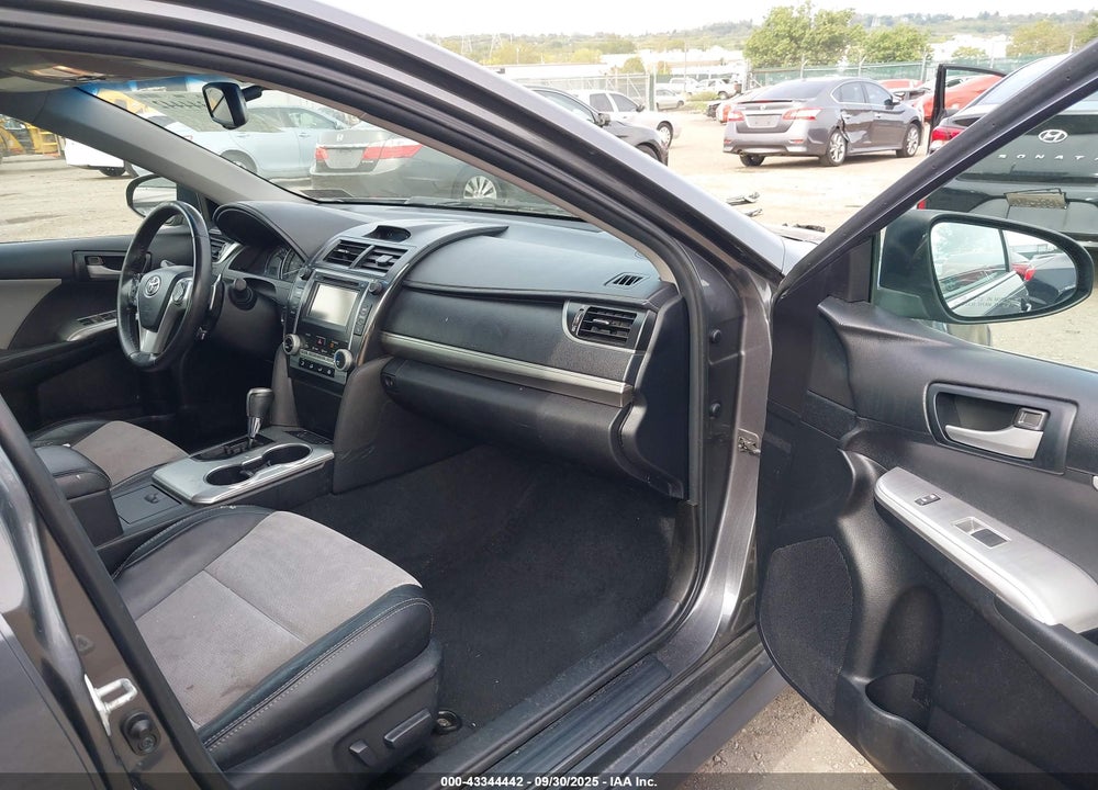 2012 TOYOTA CAMRY SE VIN: 4T1BF1FK4CU072463