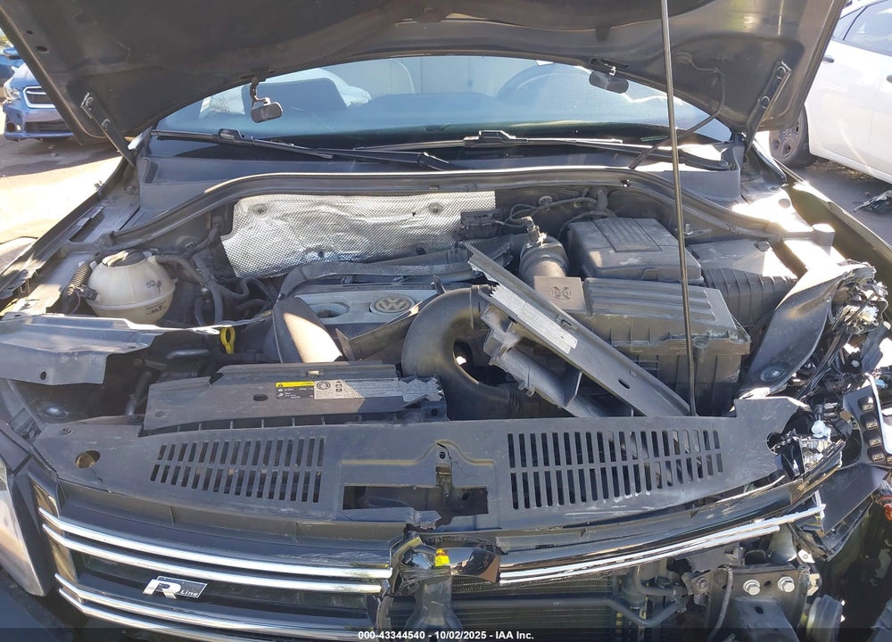 2014 VOLKSWAGEN TIGUAN R-LINE VIN: WVGBV3AX1EW099371