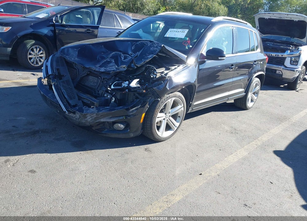 2014 VOLKSWAGEN TIGUAN R-LINE VIN: WVGBV3AX1EW099371