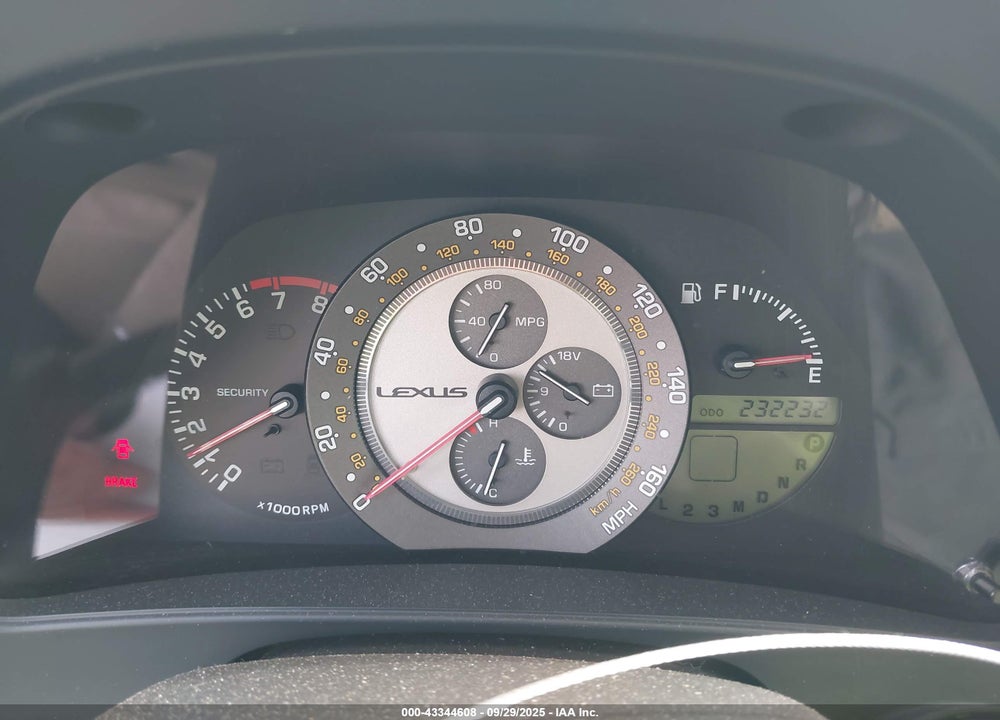 2001 LEXUS IS 300 VIN: JTHBD182110032366