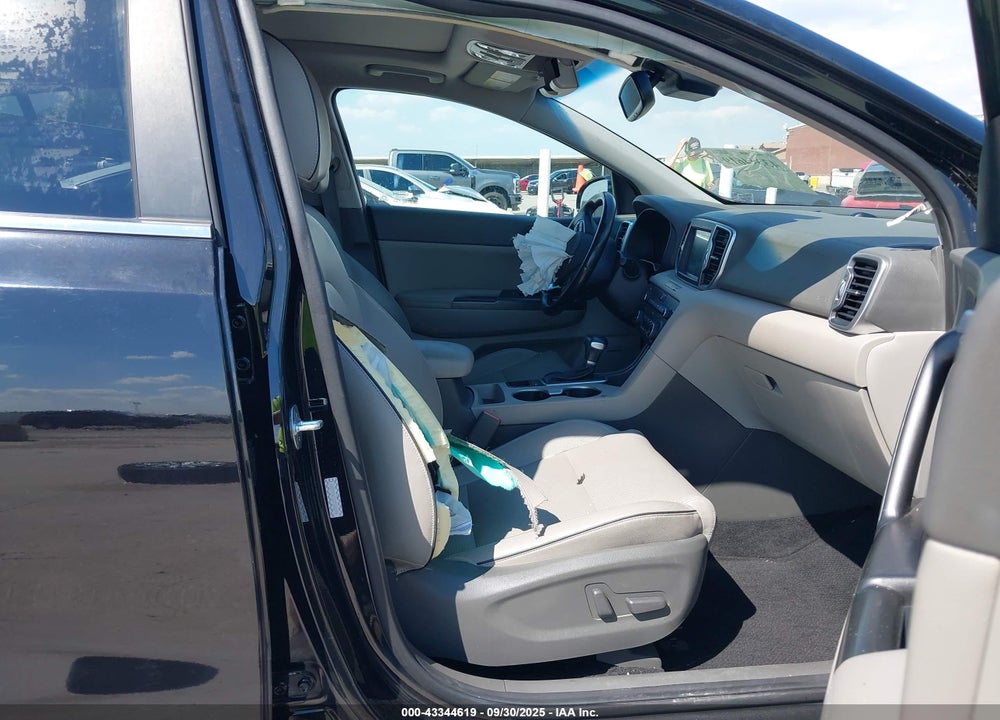 2017 KIA SPORTAGE VIN: KNDPN3AC5H7240299
