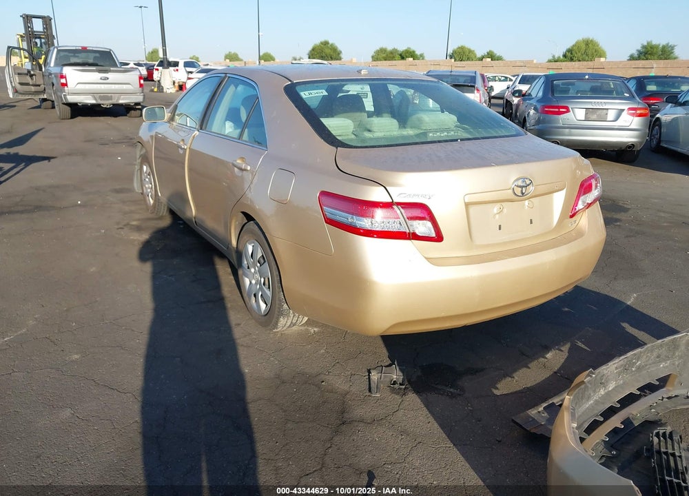 2011 TOYOTA CAMRY LE VIN: 4T1BF3EK7BU139777