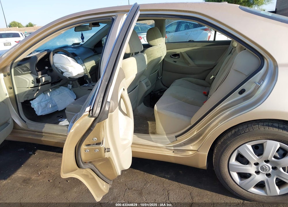 2011 TOYOTA CAMRY LE VIN: 4T1BF3EK7BU139777