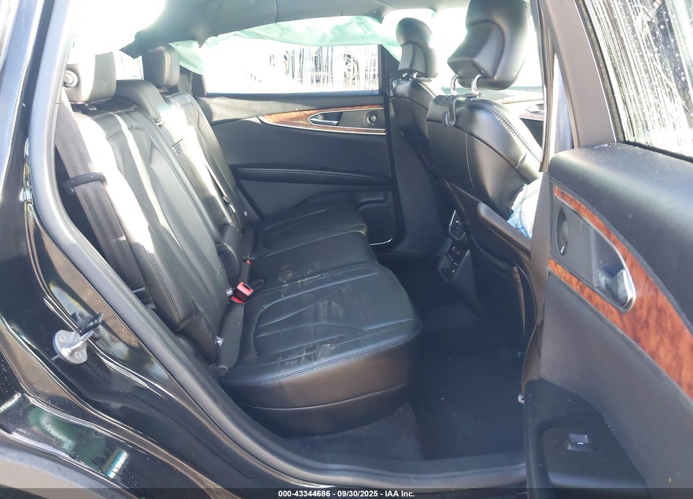 2016 LINCOLN MKX VIN: 2LMTJ8LP1GBL50277