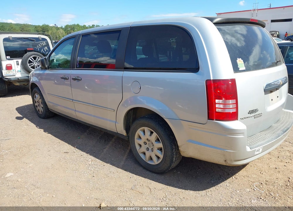 2008 CHRYSLER TOWN & COUNTRY LX VIN: 2A8HR44HX8R118938