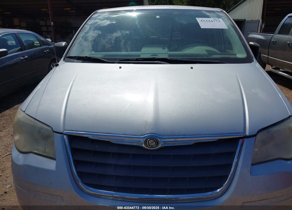 2008 CHRYSLER TOWN & COUNTRY LX VIN: 2A8HR44HX8R118938