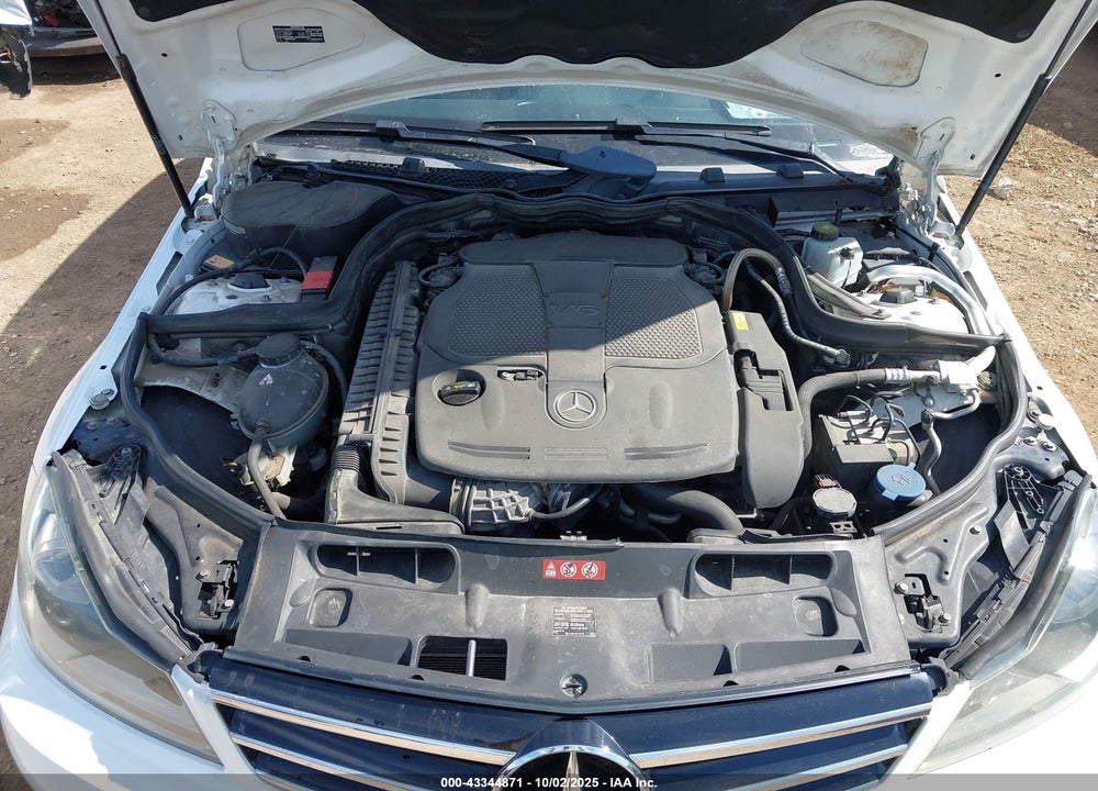 2014 MERCEDES-BENZ C 300 SPORT 4MATIC VIN: WDDGF8AB2ER310266