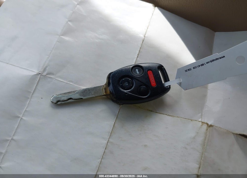 2004 HONDA ACCORD VIN: 1HGCM66574A037037
