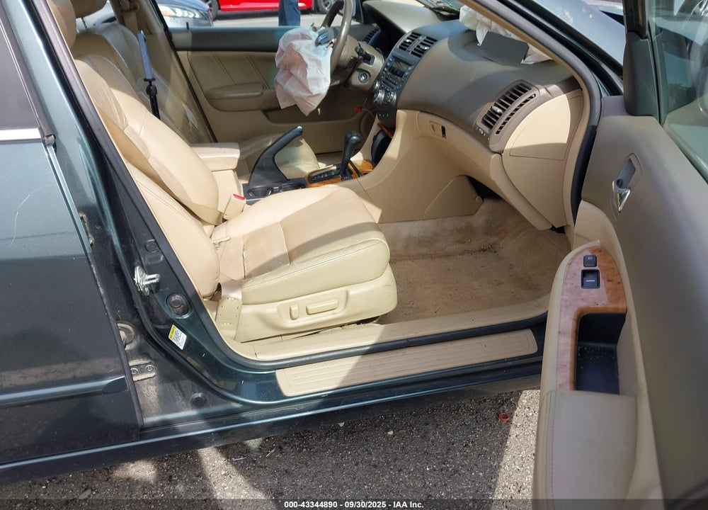 2004 HONDA ACCORD VIN: 1HGCM66574A037037