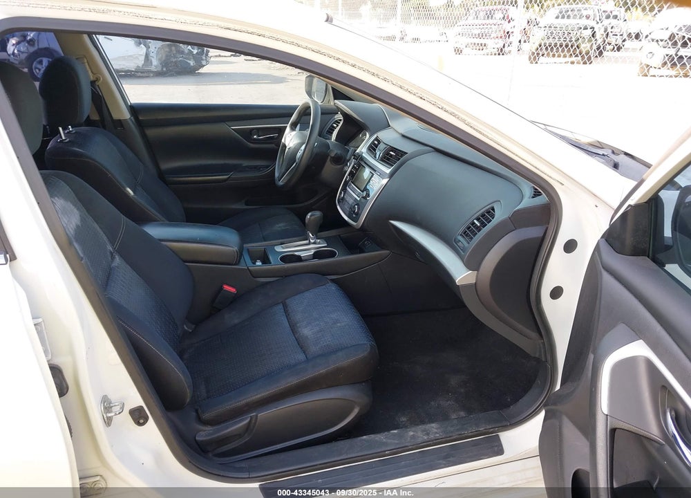 2016 NISSAN ALTIMA VIN: 1N4AL3AP3GN346667