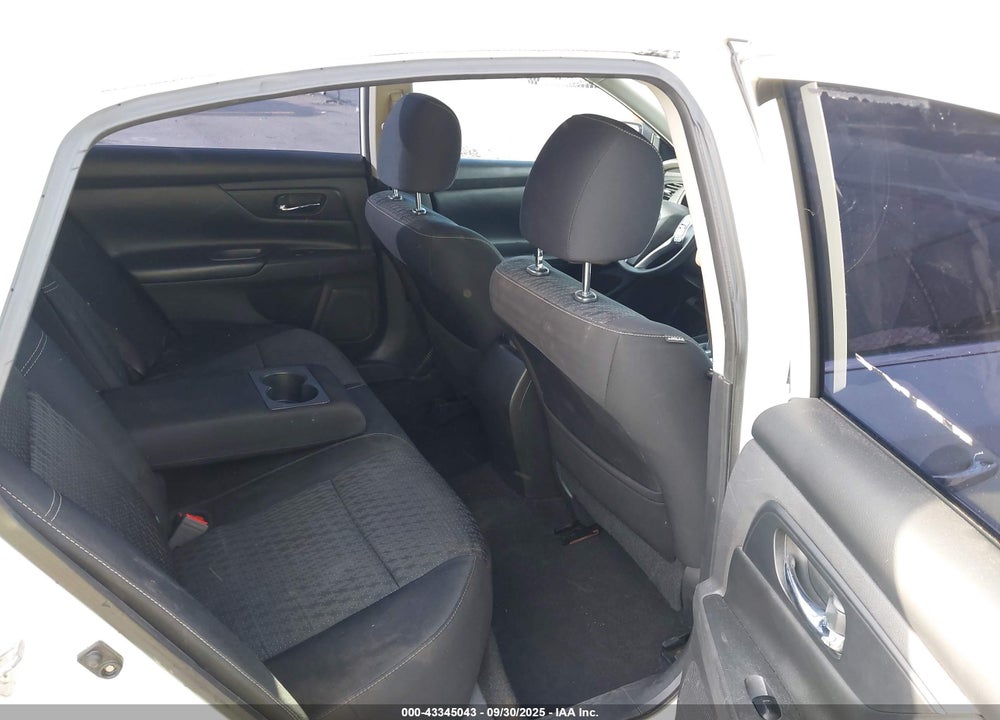 2016 NISSAN ALTIMA VIN: 1N4AL3AP3GN346667