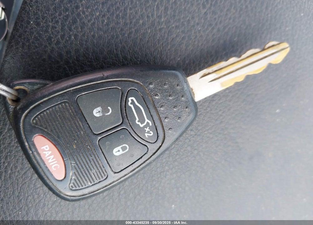 2013 CHRYSLER 200 VIN: 1C3CCBBB9DN574401