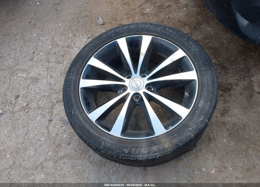 2013 CHRYSLER 200 VIN: 1C3CCBBB9DN574401