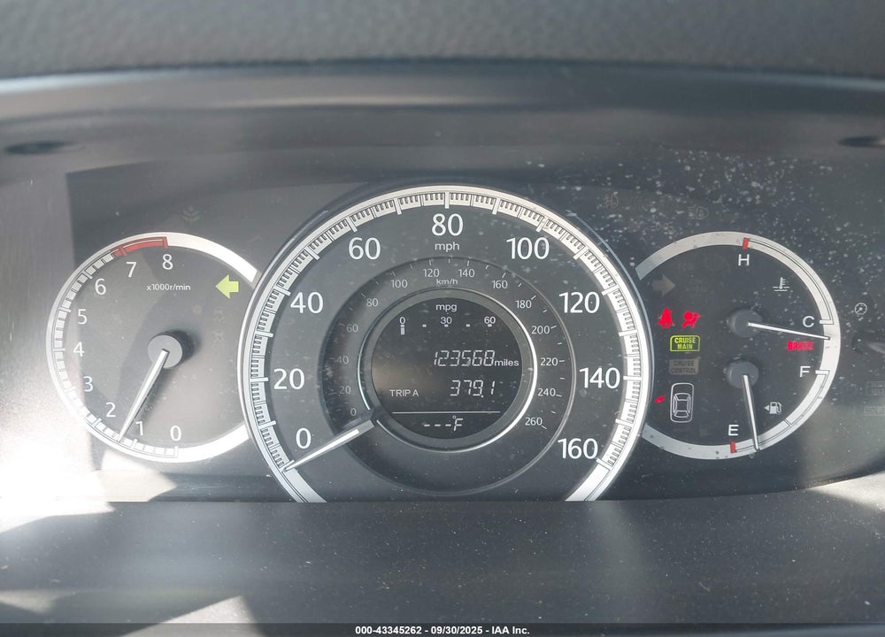 2013 HONDA ACCORD VIN: 1HGCR2E38DA216794