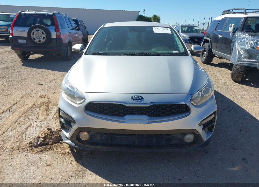2019 KIA FORTE LXS VIN: 3KPF24ADXKE073142