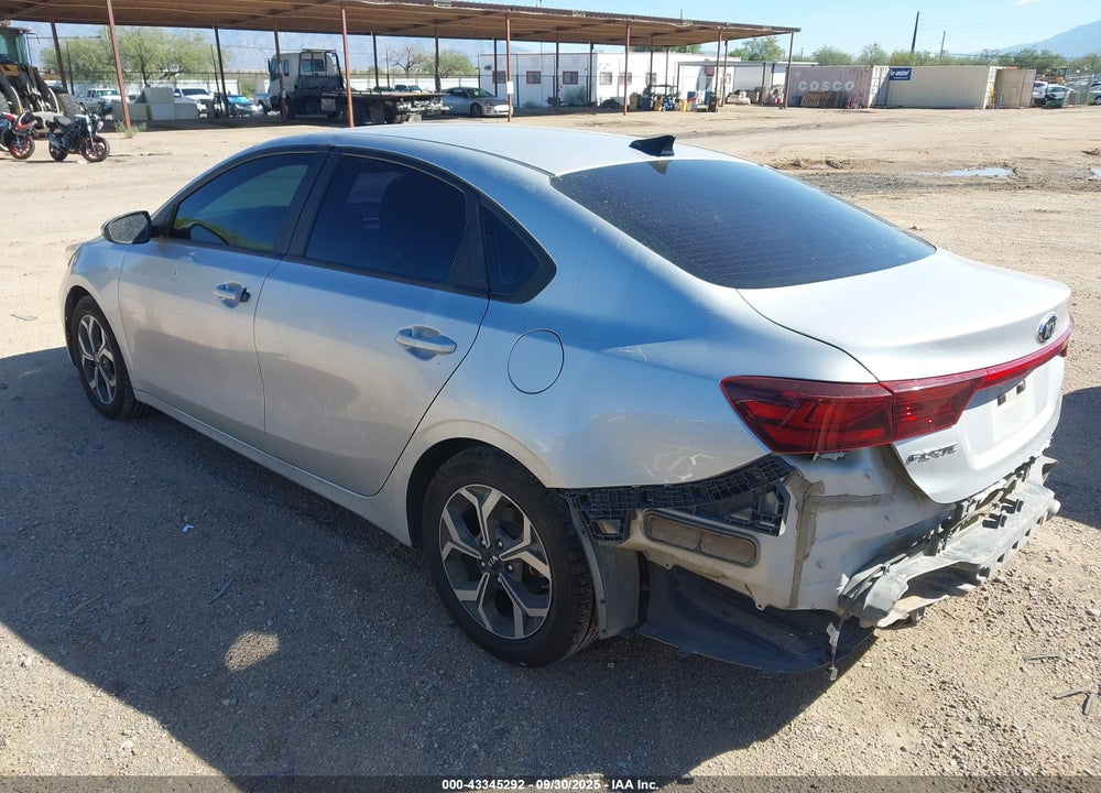 2019 KIA FORTE LXS VIN: 3KPF24ADXKE073142
