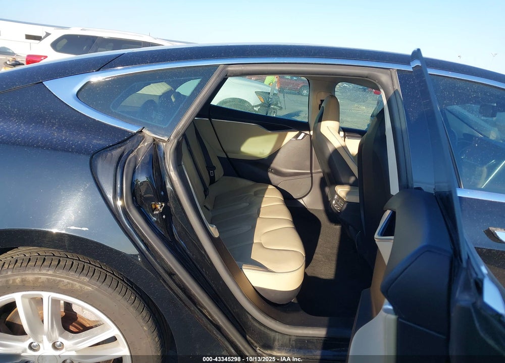 2013 TESLA MODEL S PERFORMANCE VIN: 5YJSA1DP1DFP14021
