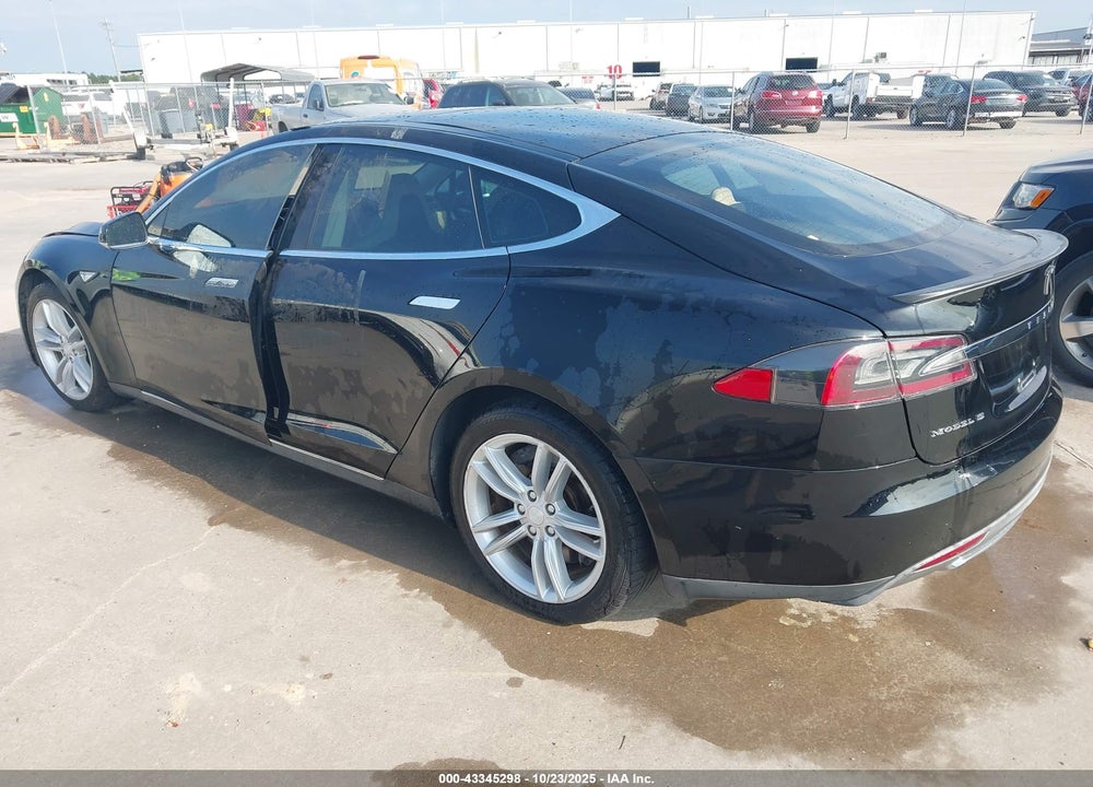 2013 TESLA MODEL S PERFORMANCE VIN: 5YJSA1DP1DFP14021