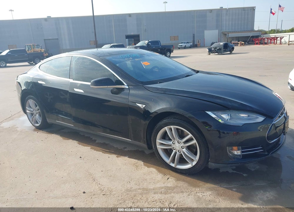2013 TESLA MODEL S PERFORMANCE VIN: 5YJSA1DP1DFP14021