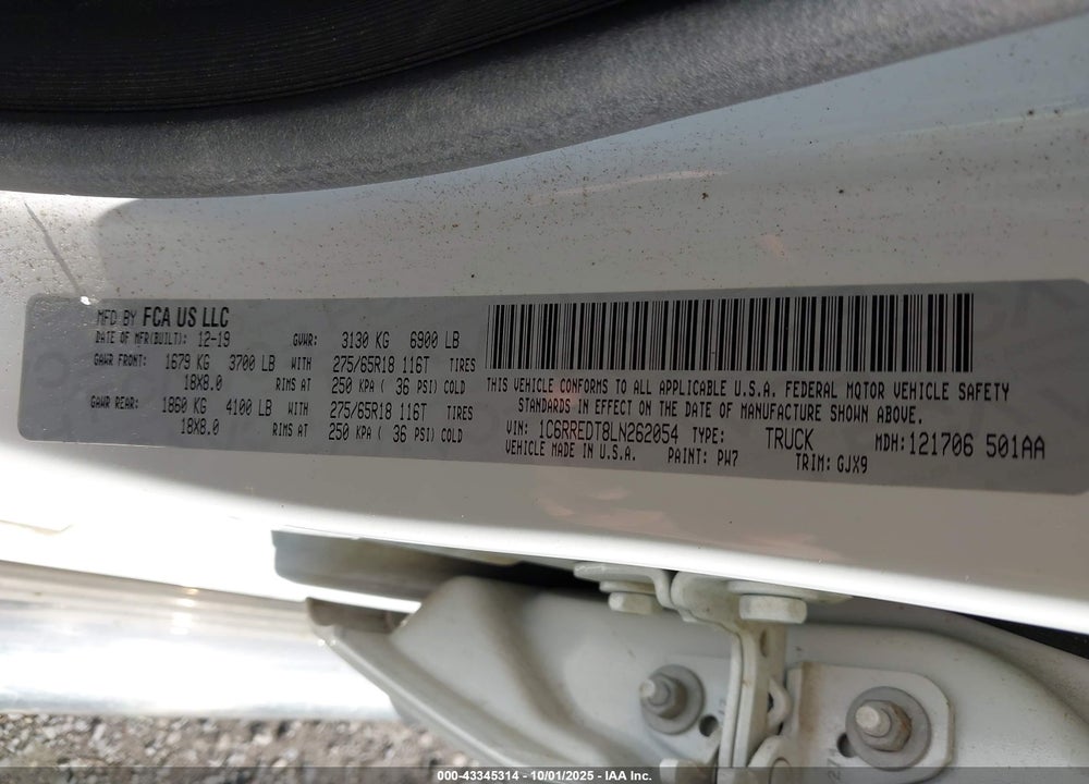 2020 RAM 1500 VIN: 1C6RREDT8LN262054
