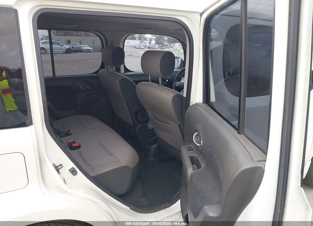 2010 NISSAN CUBE VIN: JN8AZ2KR9AT164076
