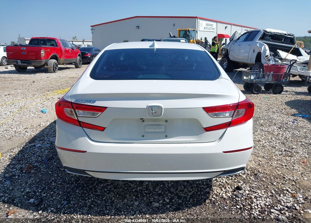 2018 HONDA ACCORD EX VIN: 1HGCV1F43JA126476