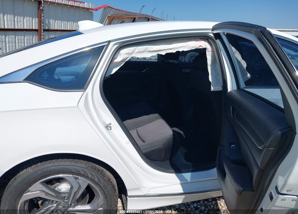 2018 HONDA ACCORD EX VIN: 1HGCV1F43JA126476