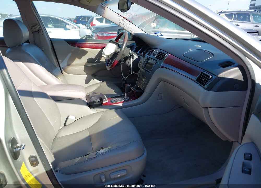 2004 LEXUS ES 330 VIN: JTHBA30G940018988