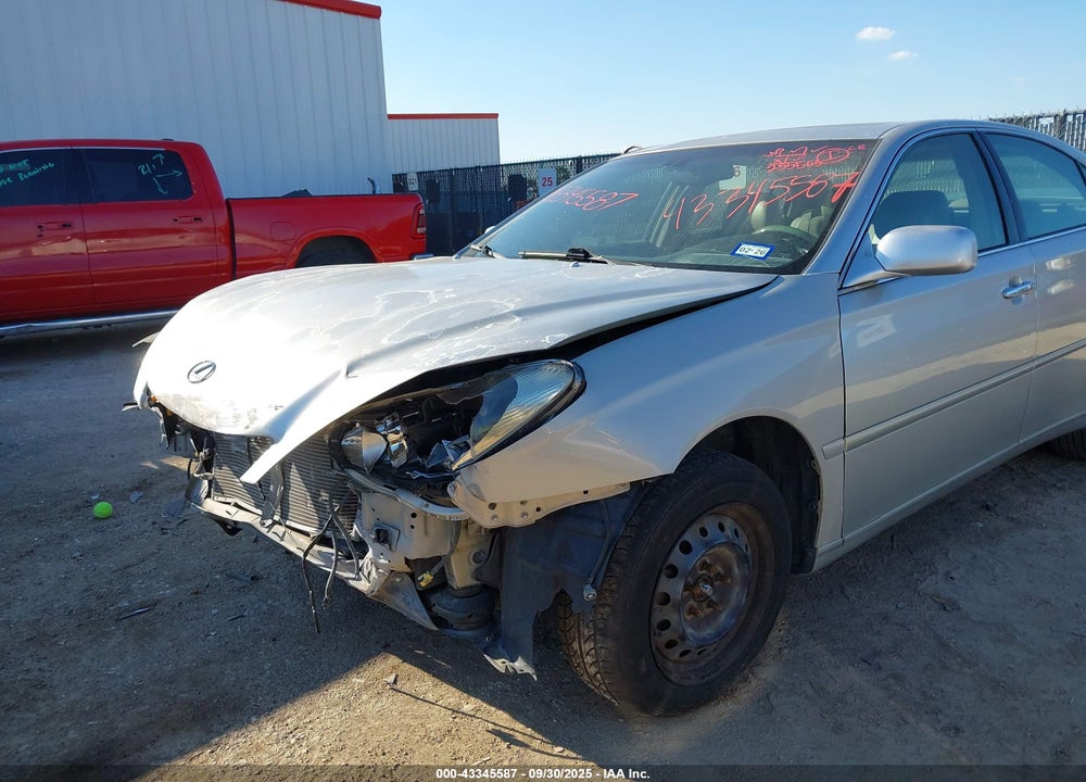 2004 LEXUS ES 330 VIN: JTHBA30G940018988
