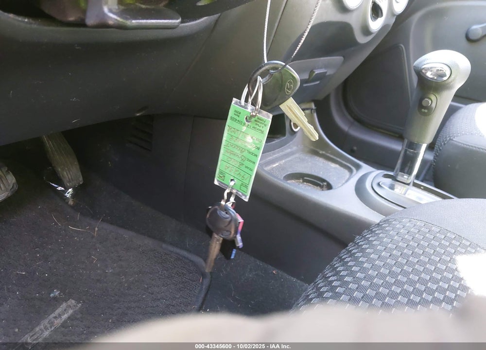 2010 HYUNDAI ACCENT VIN: KMHCM3AC4AU167429