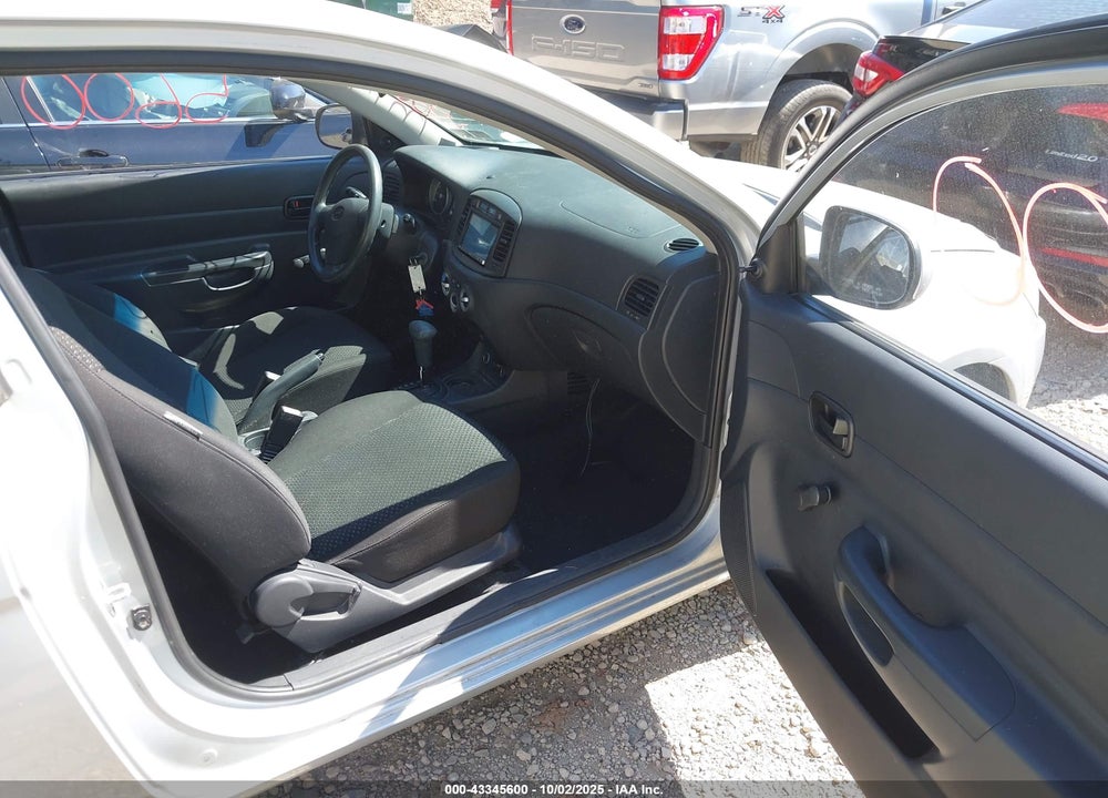 2010 HYUNDAI ACCENT VIN: KMHCM3AC4AU167429